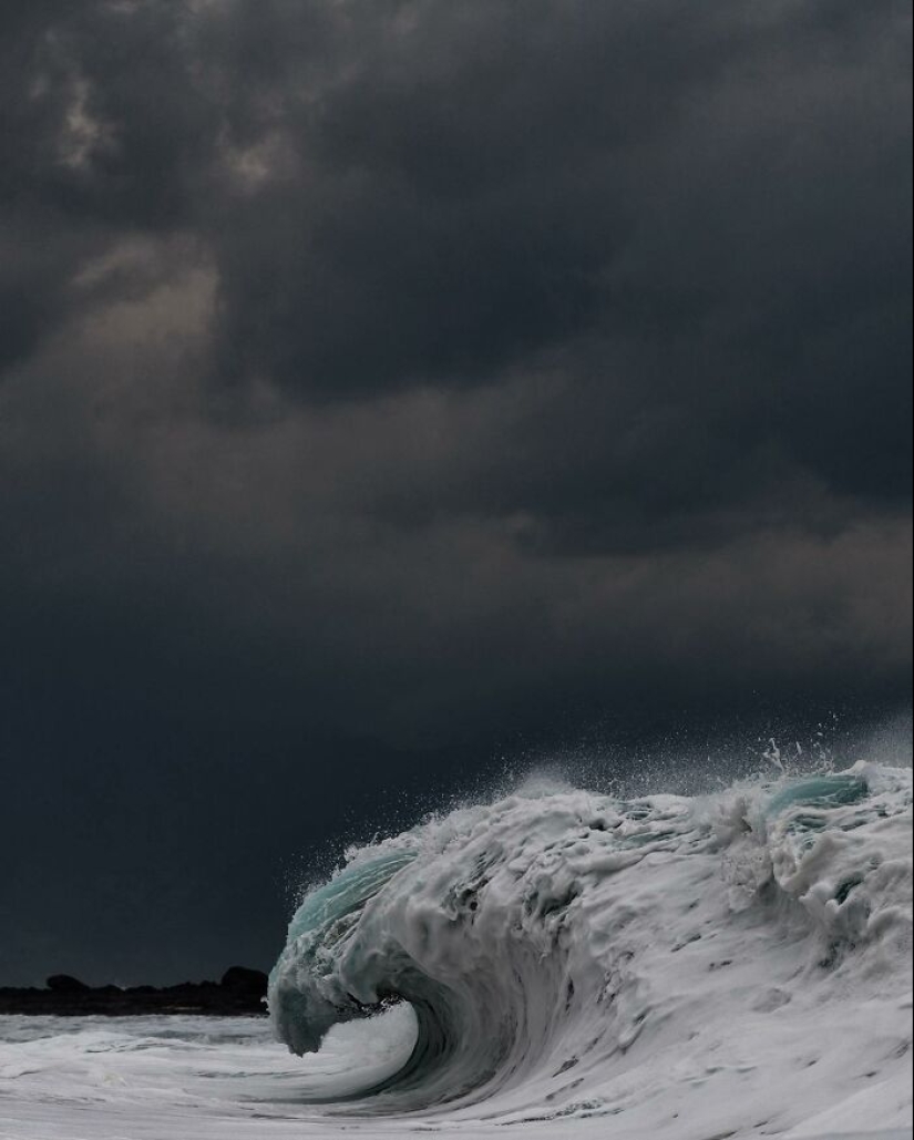 12 impresionantes fotografías de olas de Ray Collins