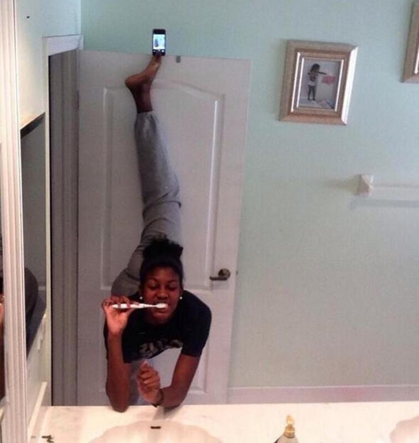 12 most extreme selfies