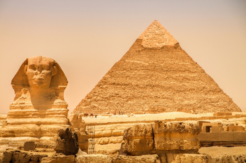 12 most mysterious places on the planet