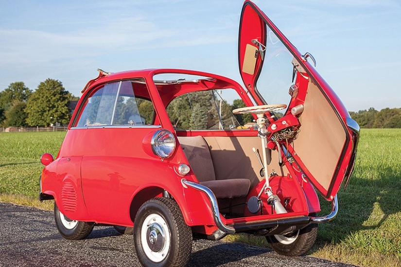 12 of the strangest cars the world has seen