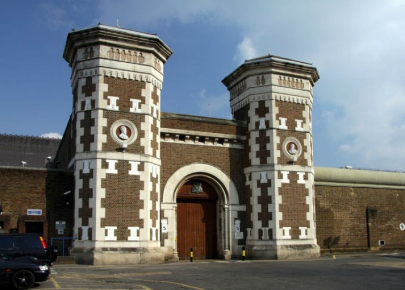 12 prisons that can be safely compared to three-star hotels