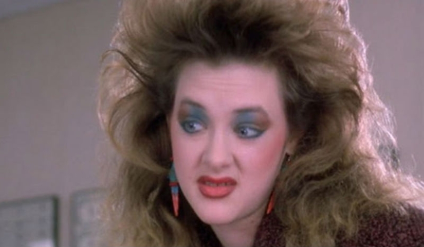 13 beauty trends from the 80s that are now a shame