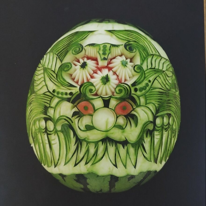 13 obras de arte delicadas e intrincadas talladas en verduras y frutas por Gaku