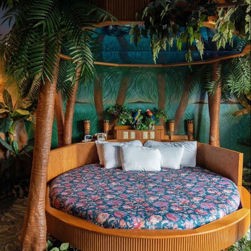 13 Of The Most Gorgeous Hotel Rooms That Everyone Should See, Shared By This Instagram Page