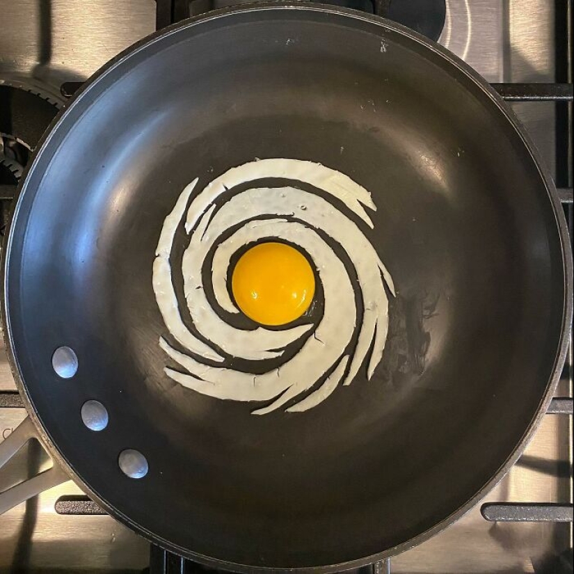 14 Creative Ways That This Artist Has Fried His Eggs