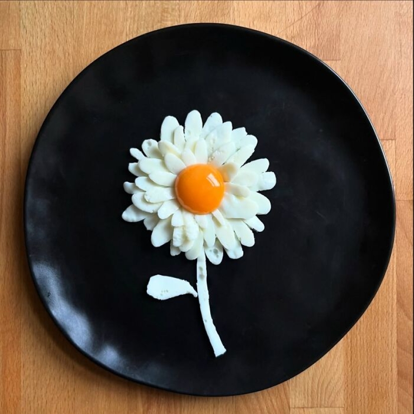 14 Creative Ways That This Artist Has Fried His Eggs