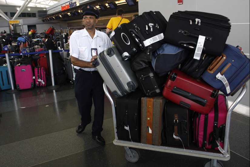 14 trucos del personal del aeropuerto que harán tu próximo vuelo más fácil