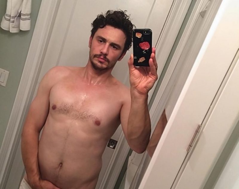 15 bad selfie of celebrities, they have time to spare