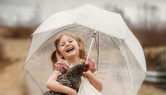 15 Captivating Images Of Kids And Their Furry Friends By Andrea Martin