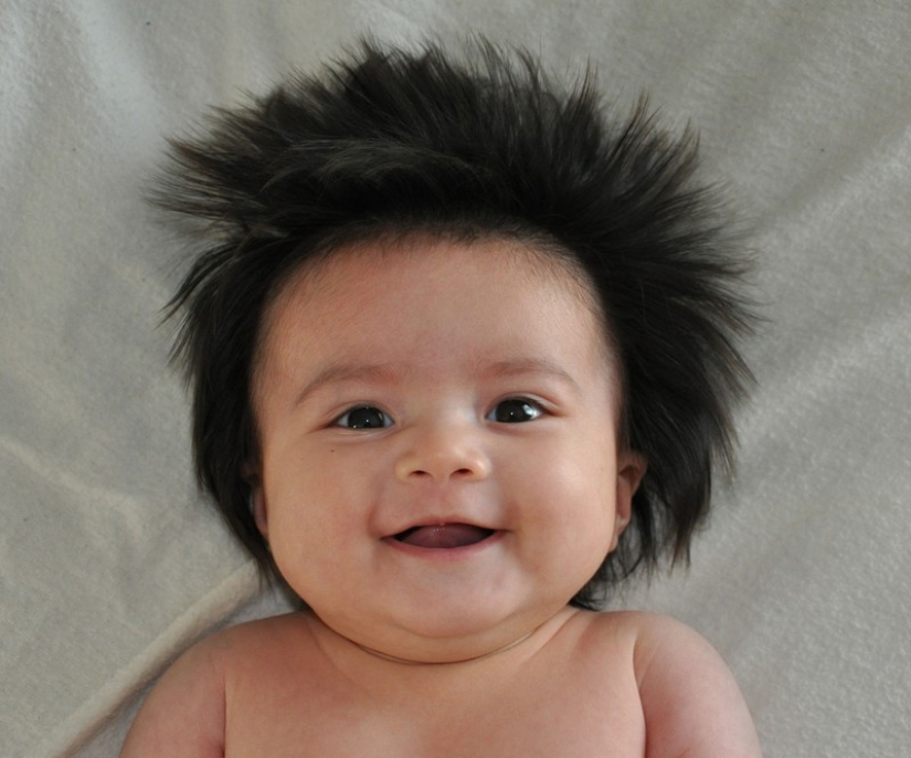 15 cute kids born with gorgeous hair