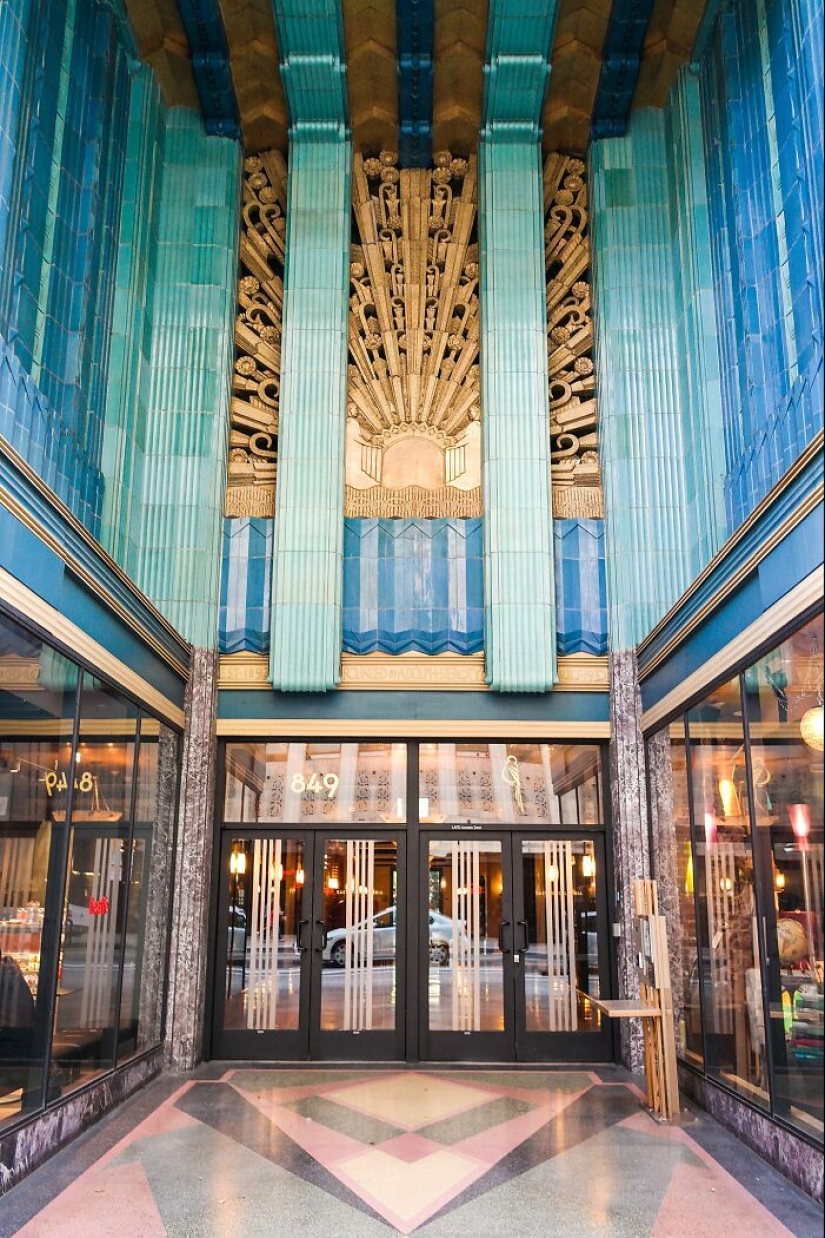 15 Intricate Art Deco Doors From Iconic Locations All Over The World