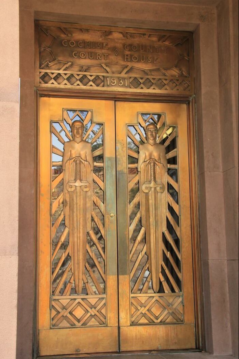 15 Intricate Art Deco Doors From Iconic Locations All Over The World