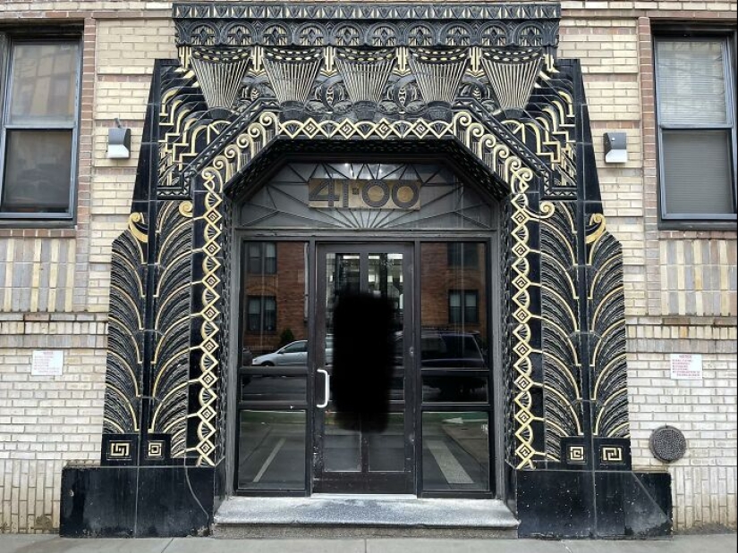 15 Intricate Art Deco Doors From Iconic Locations All Over The World