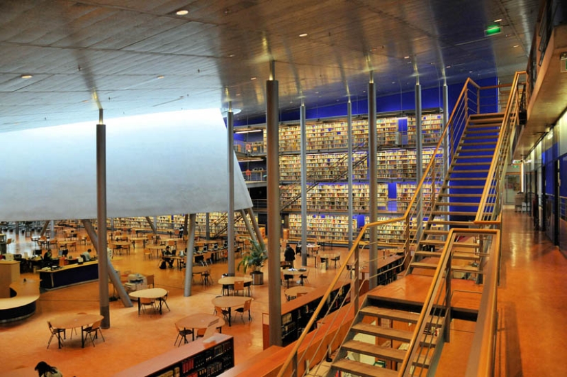 15 most beautiful libraries in the world