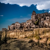 15 mysterious ghost towns scattered around the world