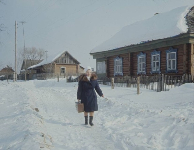 15 rare photos showing free Soviet medicine in all its glory