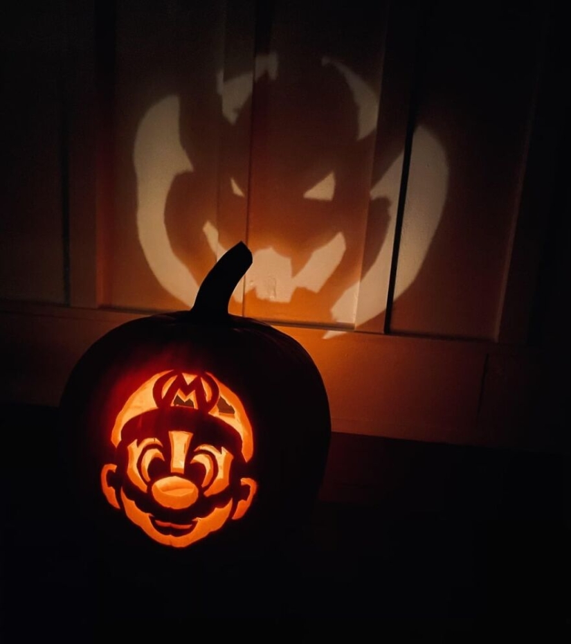 15 Spooky, Quirky, And Jaw-Droppingly Charming Pumpkin Carvings Shared By Folks Online