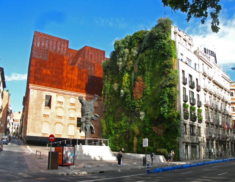 15 vertical gardens around the world