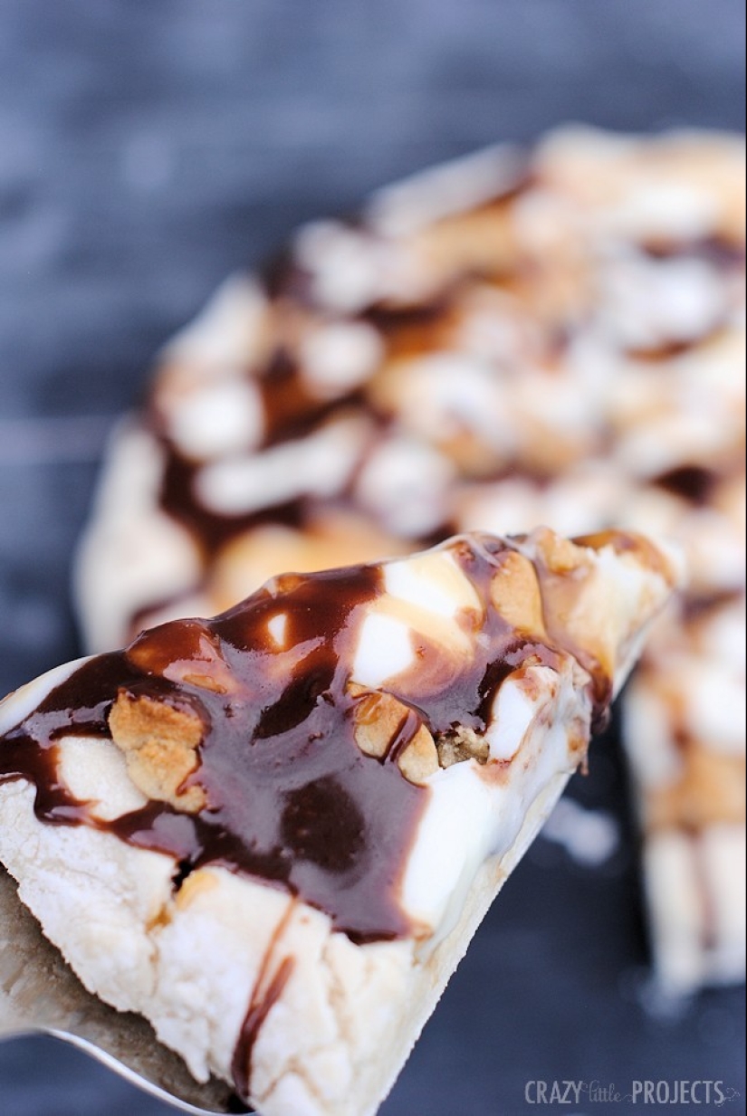 16 dessert pizzas that will make you reconsider your view of this classic dish