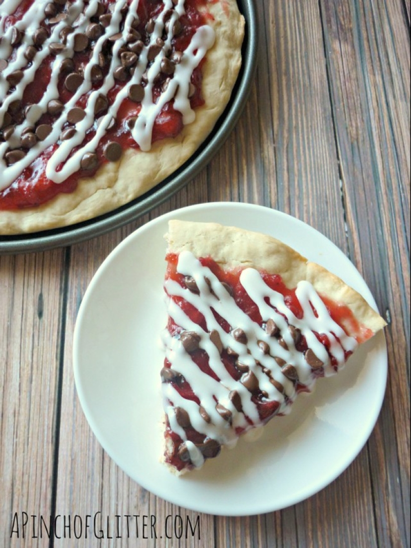 16 dessert pizzas that will make you reconsider your view of this classic dish