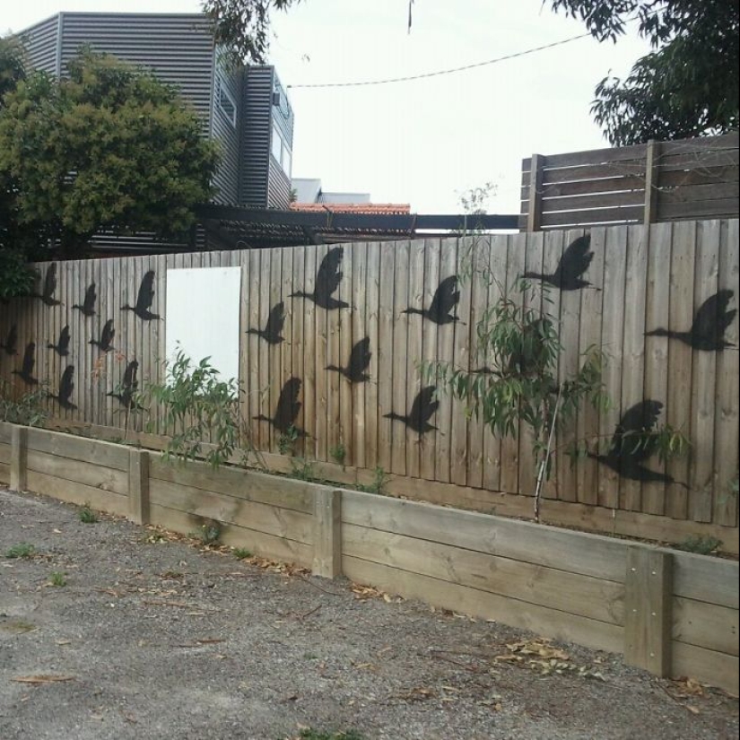 17 examples of how to take the art of fence painting to a new level