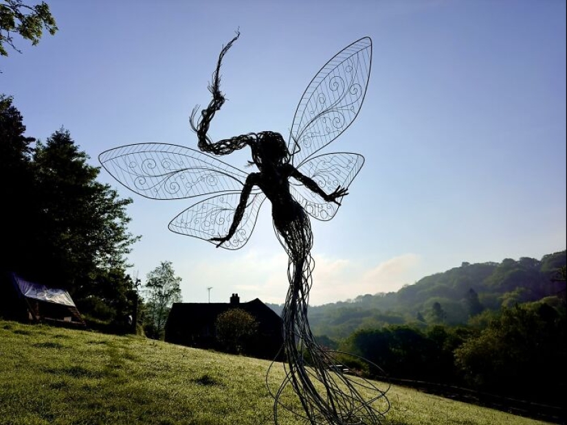 17 Magical Wire Sculptures Of Fairies, Created By Robin Wight