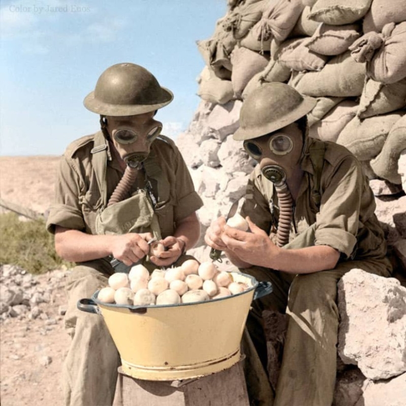 18 famous historical photographs in color