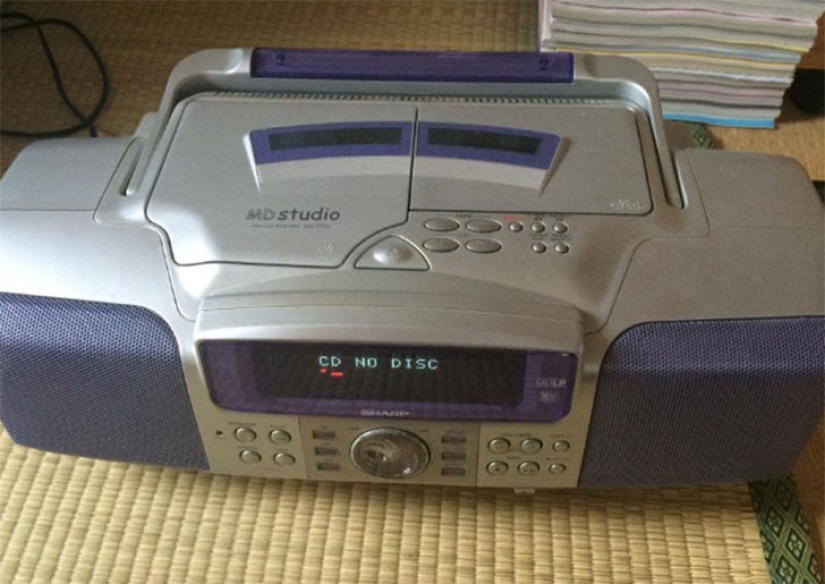 18 nostalgic shots that the current 18-year-olds are unlikely to understand