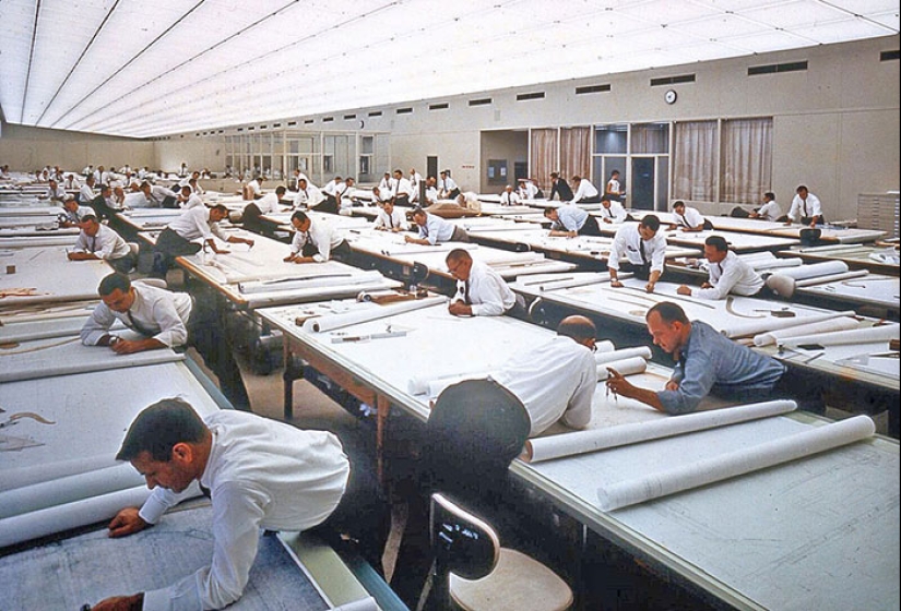 19 cool vintage photo of how worked before the advent of AutoCAD