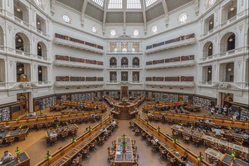 19 incredibly beautiful libraries, which I will love even those who are indifferent to reading