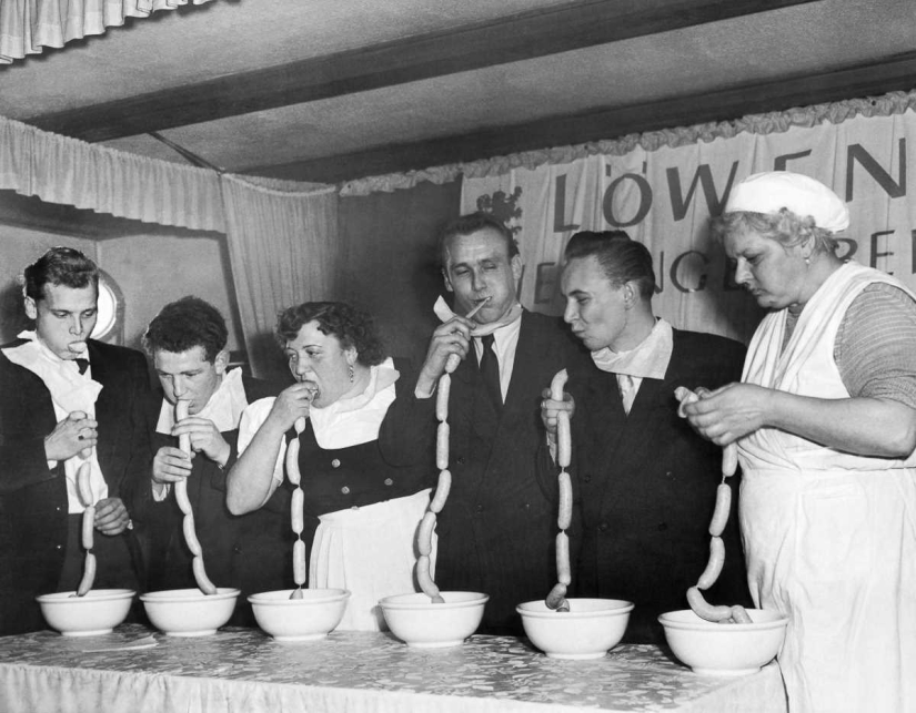 1915-1987: speed eating contests