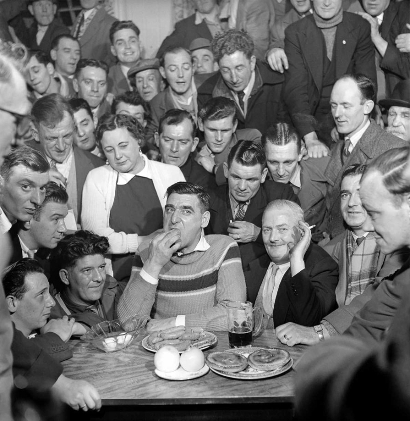 1915-1987: speed eating contests