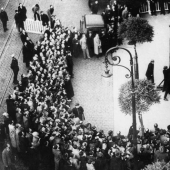 1939: the last public execution in France by guillotine