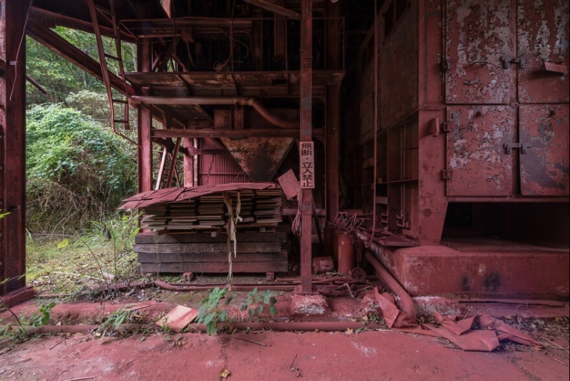 20 fotos de lugares abandonados increíblemente hermosos en Japón