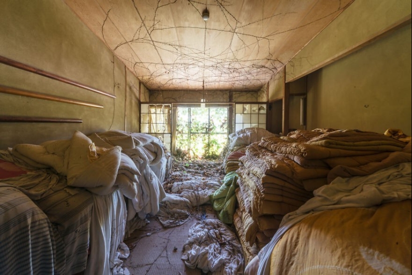 20 fotos de lugares abandonados increíblemente hermosos en Japón