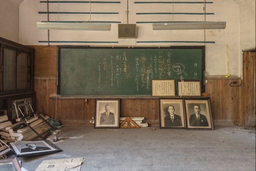 20 fotos de lugares abandonados increíblemente hermosos en Japón