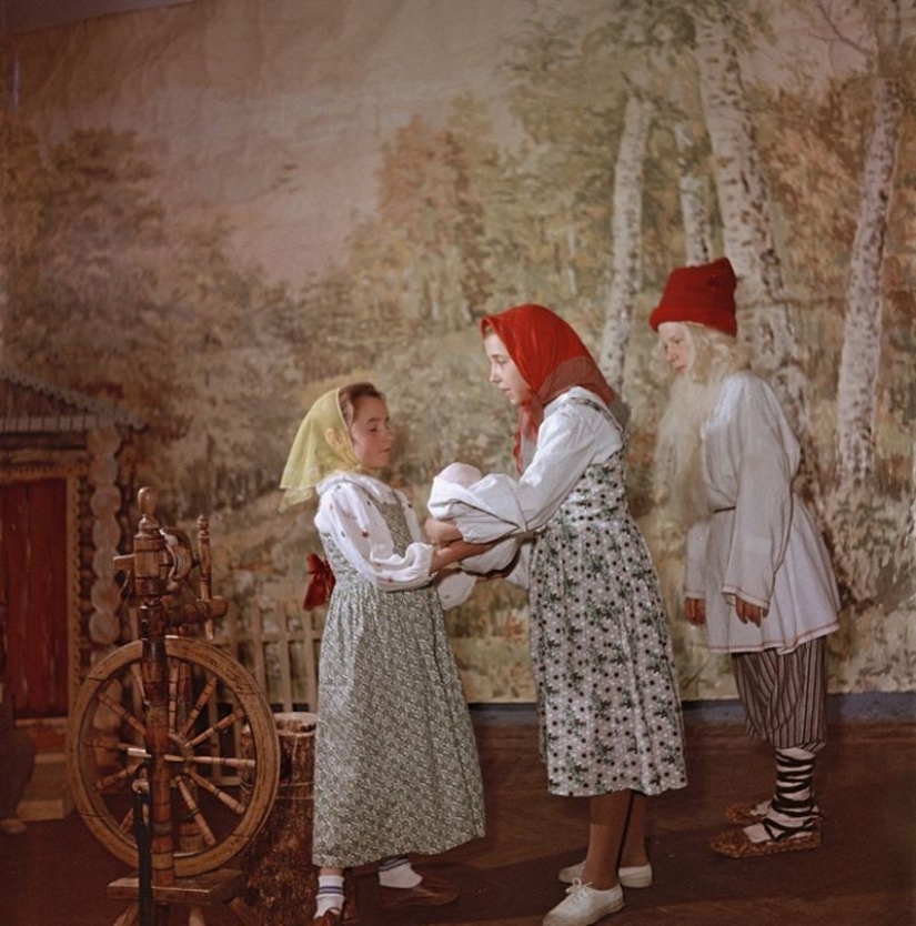 20 happy photos from Soviet childhood