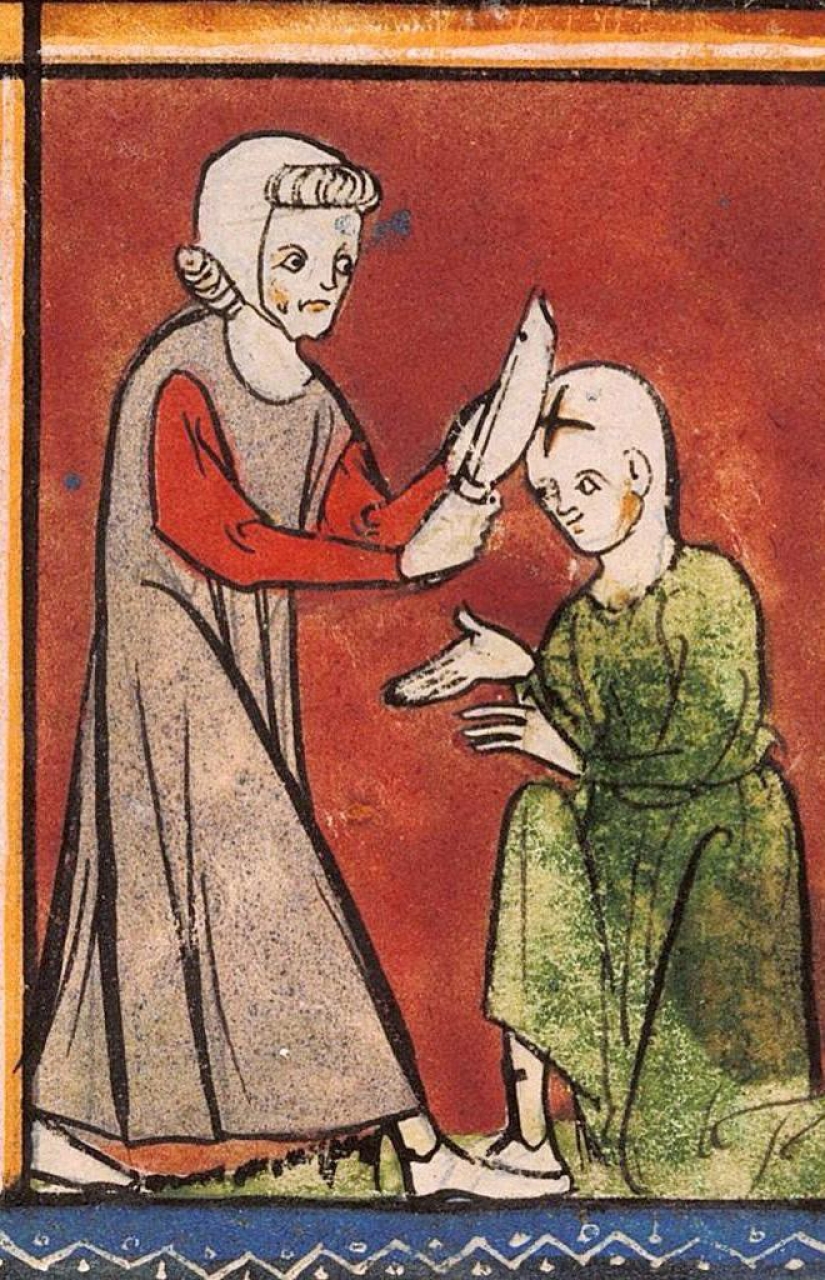 20 medieval paintings in which people are dealt with, but they absolutely don't care