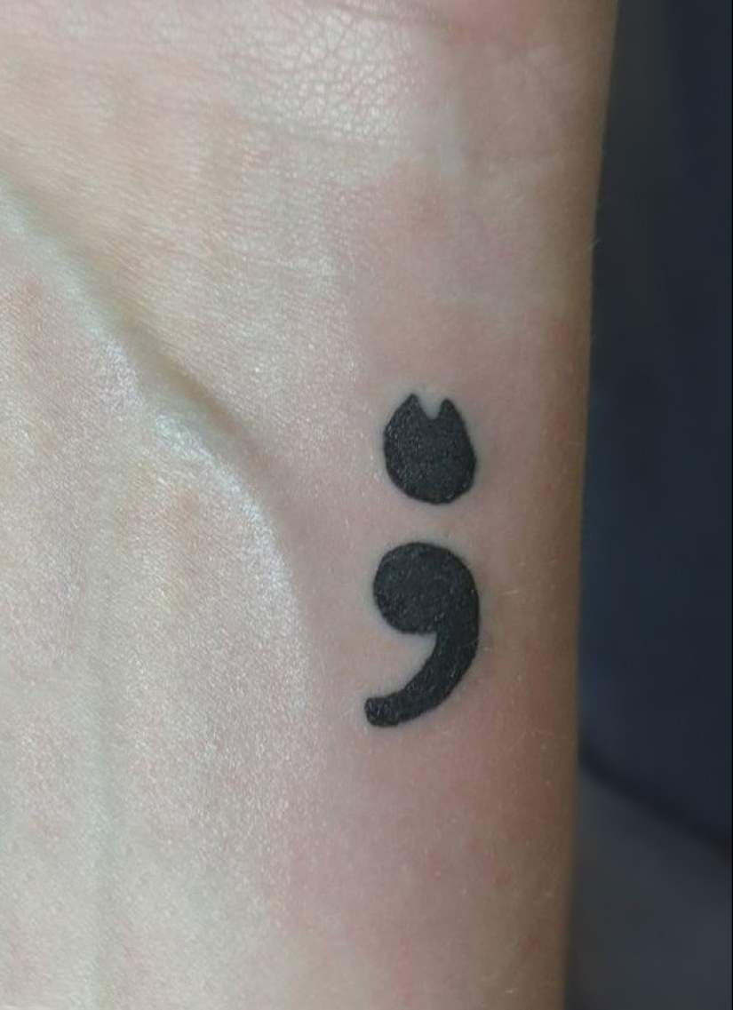 20 Minimalist Tattoos For Cat Lovers