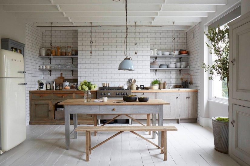 20 Most Beautiful Kitchens Made of Natural Wood