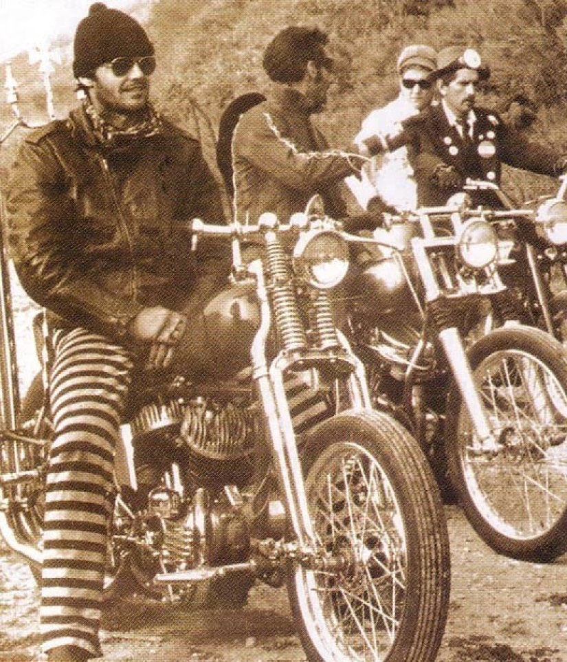 20 photos of celebrities of the twentieth century on motorcycles