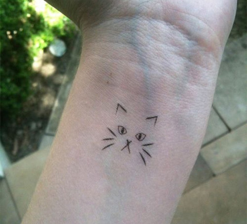 20 tatuajes minimalistas para amantes de los gatos