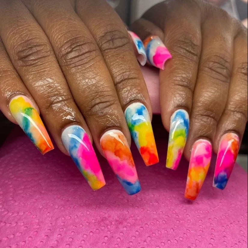 21 Colorful Coffin Nail Ideas For Your Next Maximalist Mani