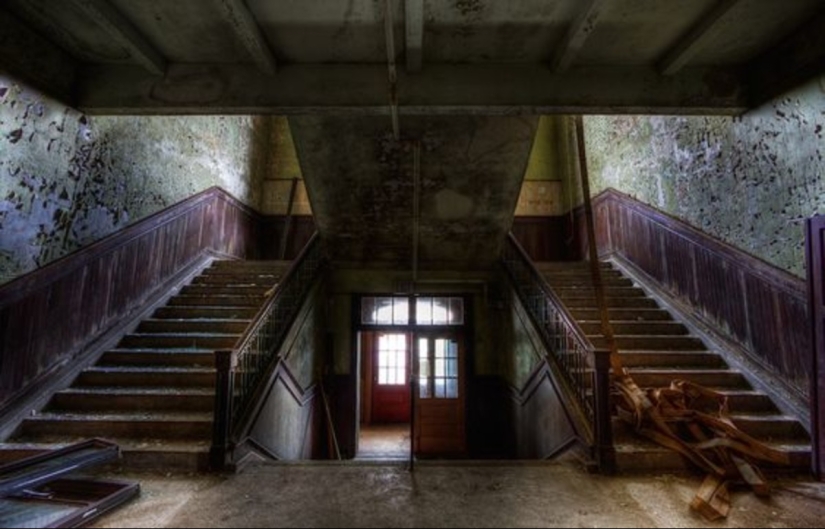 22 abandoned places where people have been recently