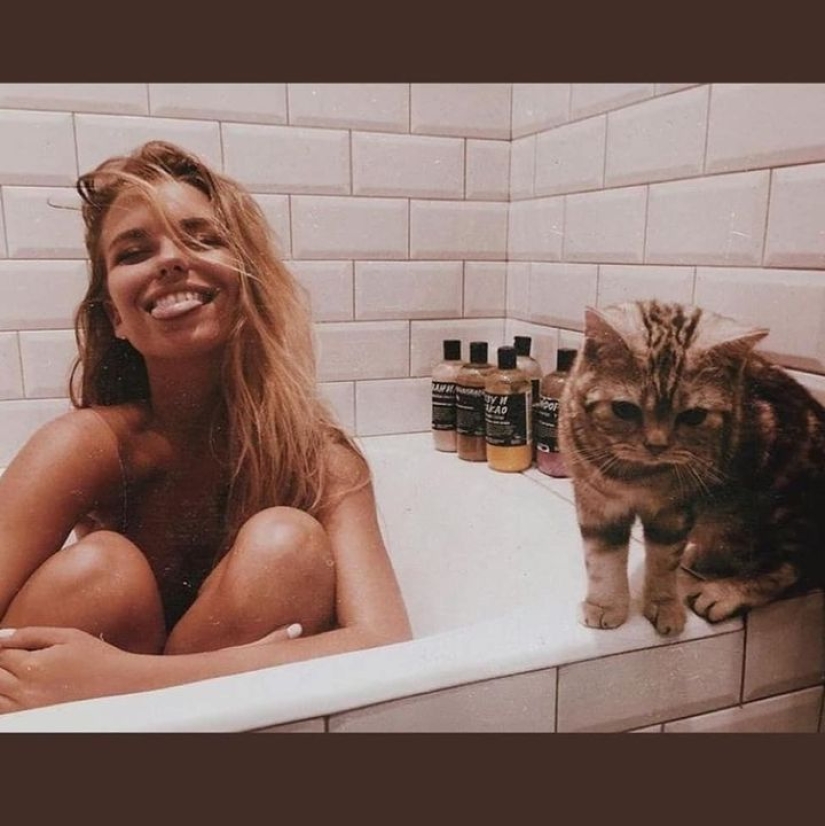 22 beautiful girls in the bathroom