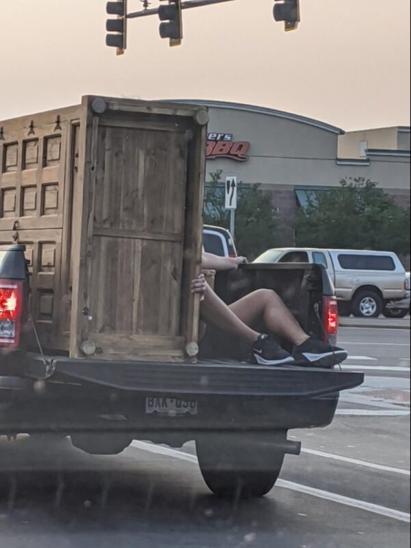 22 controversial ways of trucking or how not to transport cargo