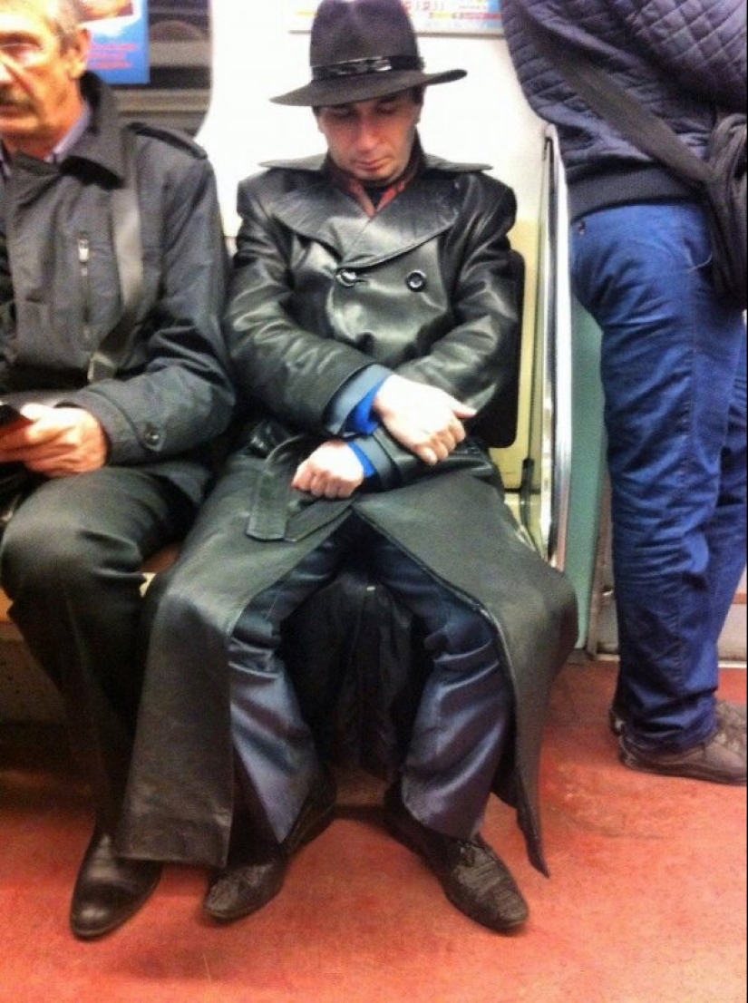 22 fashionistas and just an eccentric who are found only in the subway