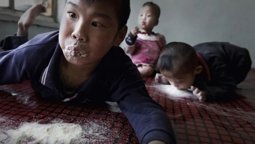22 fotografías del fotógrafo chino Li Guang, desaparecido por sus creencias