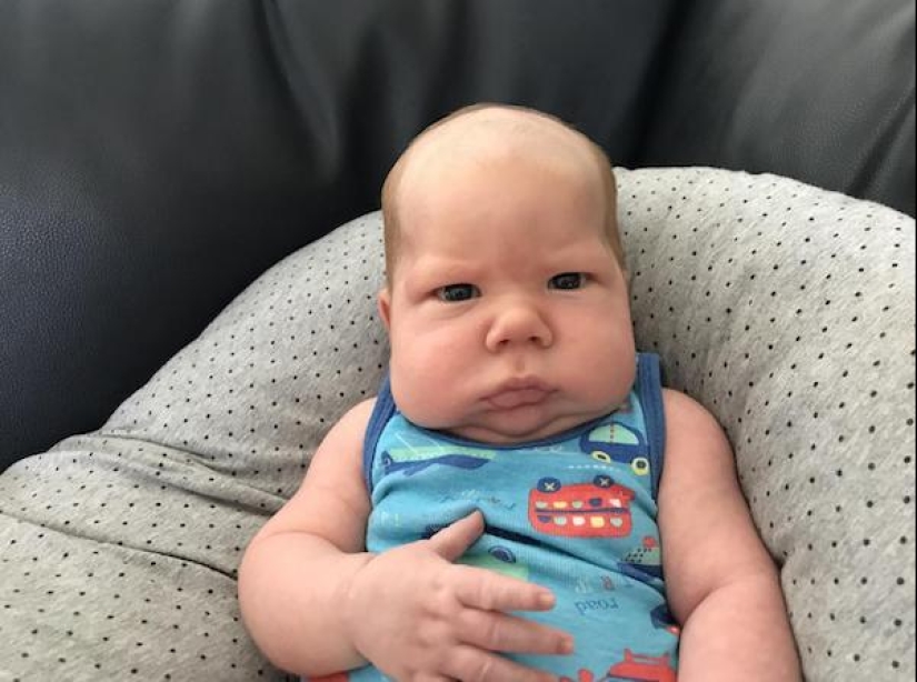 22 funny photos of babies with strikingly adult faces