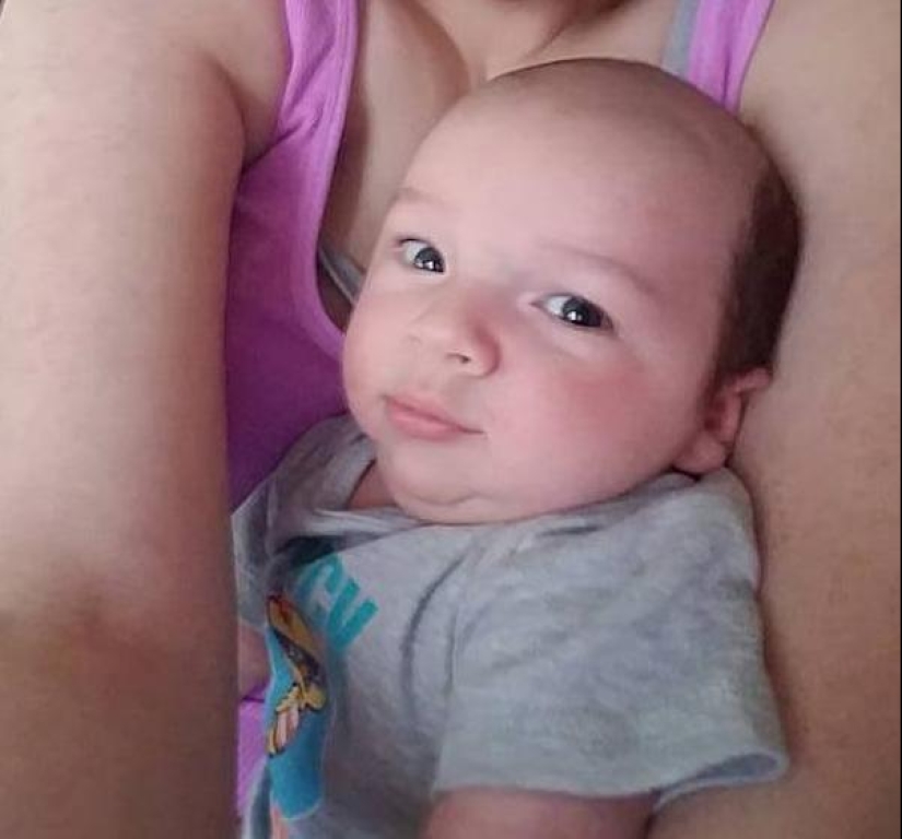 22 funny photos of babies with strikingly adult faces